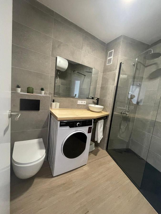 Apartment Iris 5 Minutos De La Playa, Centro De Ciudad 卡尔佩 外观 照片