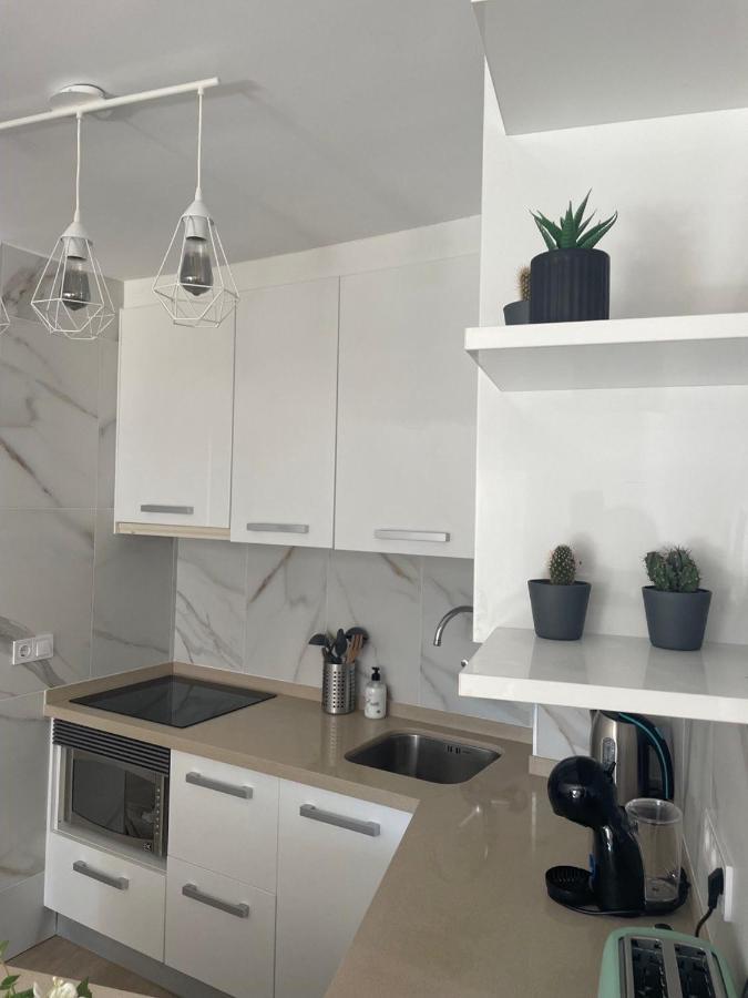 Apartment Iris 5 Minutos De La Playa, Centro De Ciudad 卡尔佩 外观 照片
